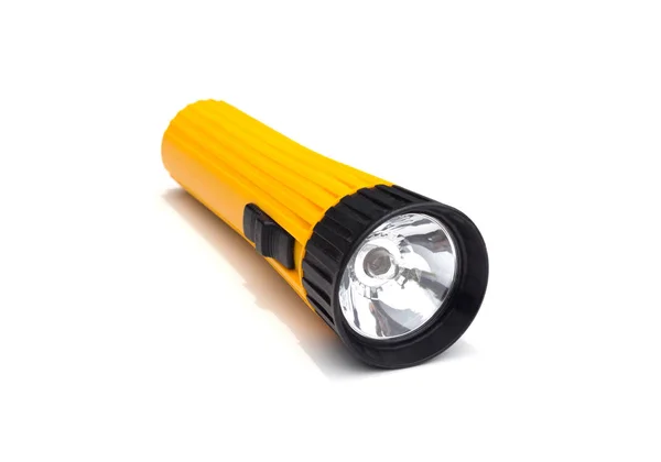 Żółta latarka elektryczna z prostą konstrukcją izolową na białym b — Zdjęcie stockowe