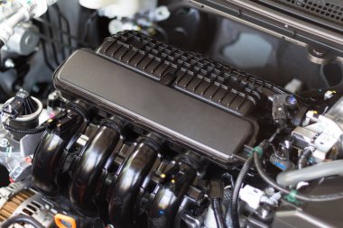 Motor iç tasarımı ile otomobil motorunun yakın detay