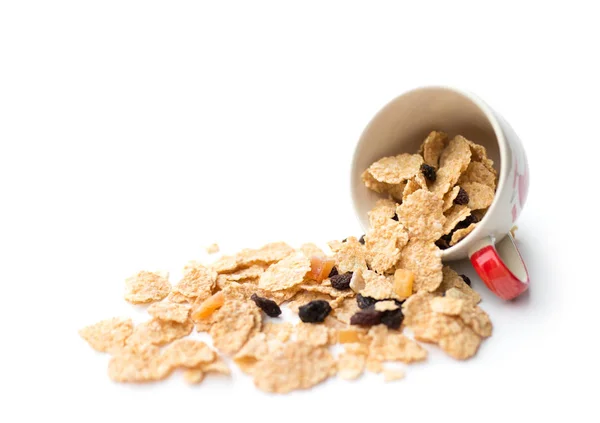 Whole grain cereal flakes which mixed berry fruit and raisins fo — Stock Photo, Image