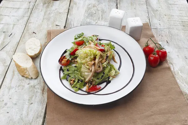 Salade Met Kip Groenten — Stockfoto