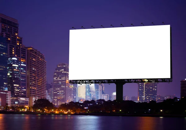 Reklam Konsepti Açık Hava Reklamı Için Boş Şablon Şehrin Arka — Stok fotoğraf