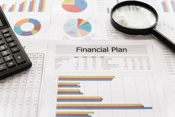 Finansieringsplan Rapport Med Miniräknare Kompass Skrivbord Finansiell Rådgivare Redovisning Och — Stockfoto