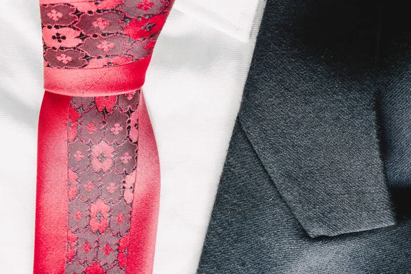 Detailní Záběr Texturu Obleku Červenou Kravatu — Stock fotografie