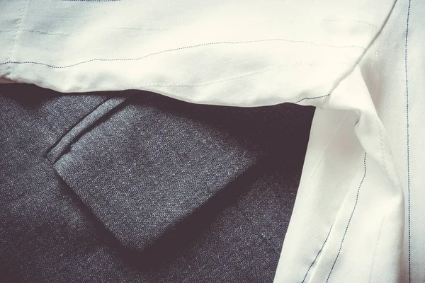 Primer Plano Bolsillo Traje Con Una Camisa Rayas Blancas Abrigo — Foto de Stock