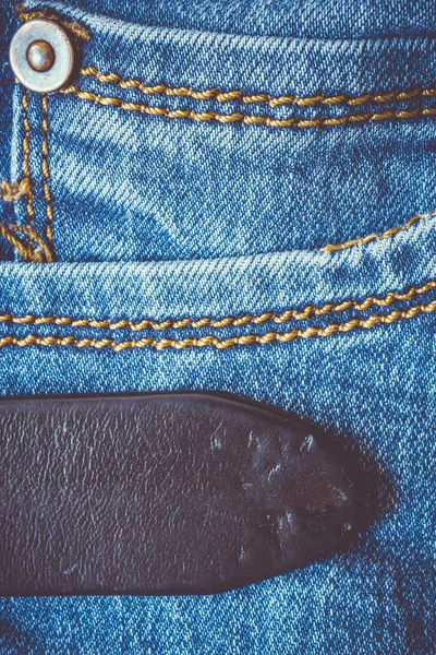 Vertikala Jeans Närbild Bakgrund Med Gammalt Läderbälte — Stockfoto