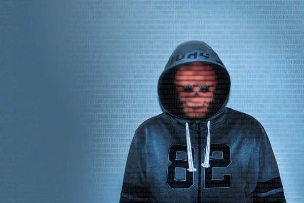 Хакер Екрані Двійковим Кодом — стокове фото