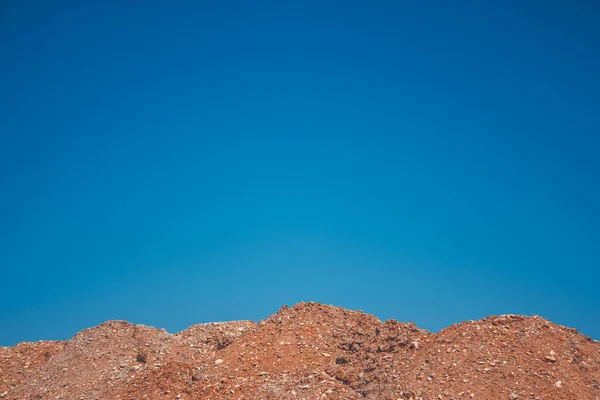 Perto Monte Cobertura Vermelha Erguida Céu Marte Fundo Ideia — Fotografia de Stock