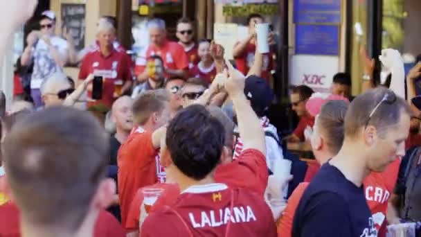 Kiev, Ukraina - 26 maj 2018: Skara fans - Champions League — Stockvideo