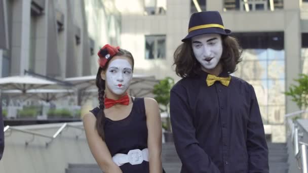 Three Mimes Play Scene Blurred Background Office Center Young Amateurs — Stock Video