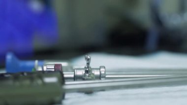 Doktor al işlemi için tıp aletleri