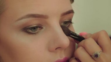 Güzel genç kız güzellik salonu