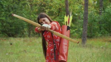 Hedef üzerinde hedef odaklı kız