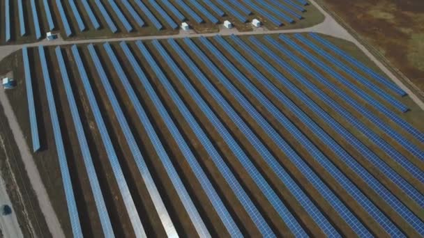 Panoramic view of a solar power plant. Shot on drone — Stock Video