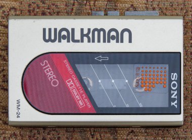 Sony Walkman taşınabilir kişisel ses kaset çalar. Model Wm-24.