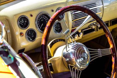 Daytona, Florida / ABD - 24 Kasım 2018: 1940 Ford Deluxe Coupe Sonbahar 2018 Daytona Türkiye Koşusu.