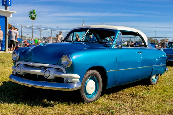 Daytona フロリダ アメリカ合衆国 2018年11月24日 1955 Buick Hardtop Fall 2018デイトナトルコラン — ストック写真