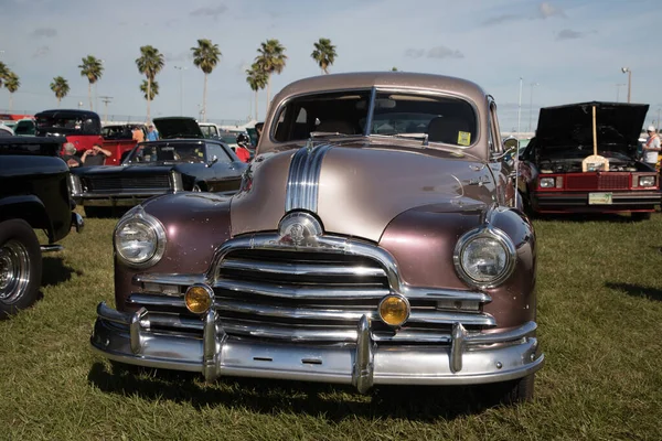 Daytona Φλόριντα Ηνωμένες Πολιτείες Νοεμβρίου 2018 1948 Pontiac Τετράθυρο Silver — Φωτογραφία Αρχείου
