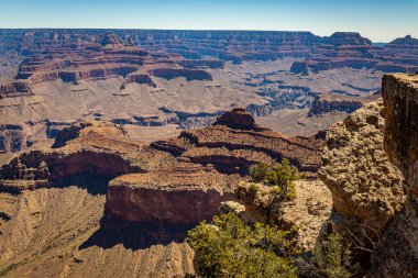 Güney Rim 'deki Mather Point' ten Arizona 'daki Büyük Kanyon manzarası.