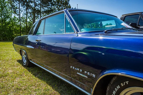 Savannah Usa Kwietnia 2018 1964 Pontiac Grand Prix Hardtop Coupe — Zdjęcie stockowe