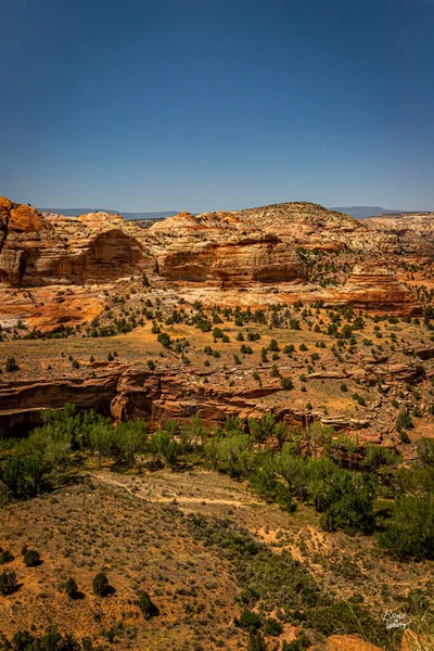 Utah Ünlü Manzaralı Karayolu Boyunca Çöl Slot Kanyonu Manzarası — Stok fotoğraf