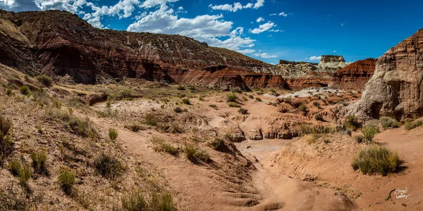 Den Toadstool Trail Leder Till Ett Område Hoodoos Och Balanserade — Stockfoto