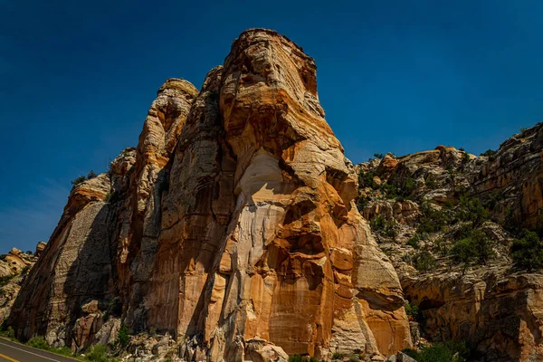 Utah Ünlü Manzaralı Karayolu Boyunca Çöl Slot Kanyonu Manzarası — Stok fotoğraf