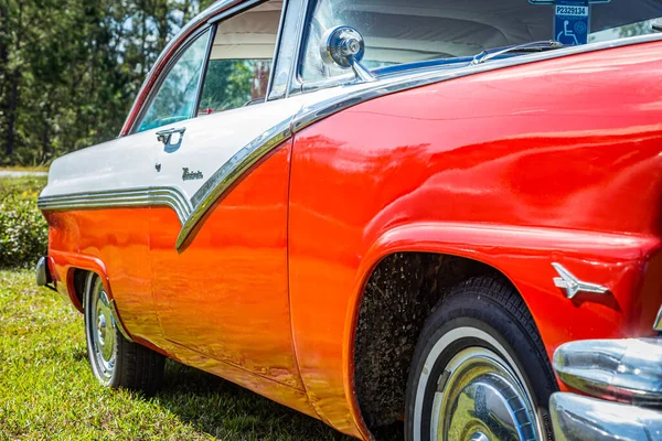 Waynesville Octubre 2017 1956 Ford Fairlane Victoria Una Feria Automóviles — Foto de Stock