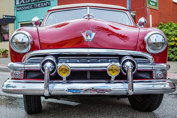 New Smyrna Beach Agosto 2017 1951 Ford Victoria Canal Street — Fotografia de Stock