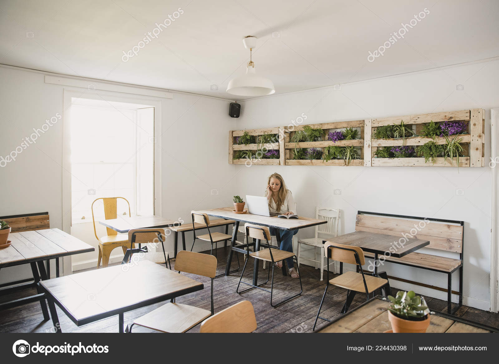 Young Female Adult Sitting Small Internet Cafe She Has