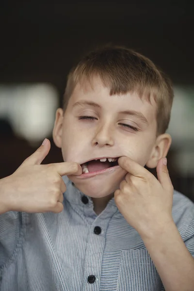 Little Boy Pulling Funny Face While Getting Headshot Pulling His — Stock Photo, Image