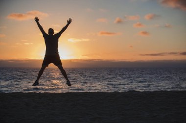 Sahilde Yıldız Atlar