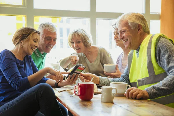 Bonding in a Cafe — Stock Photo, Image