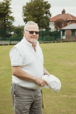 Cool Tutum ile Kıdemli Man