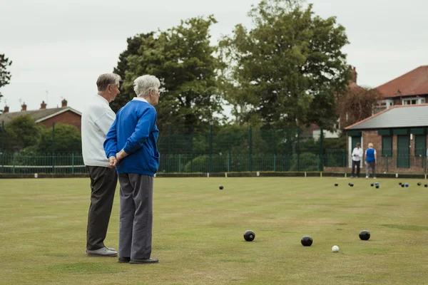 Senior Spectators at Bowling Green — Stock Photo, Image