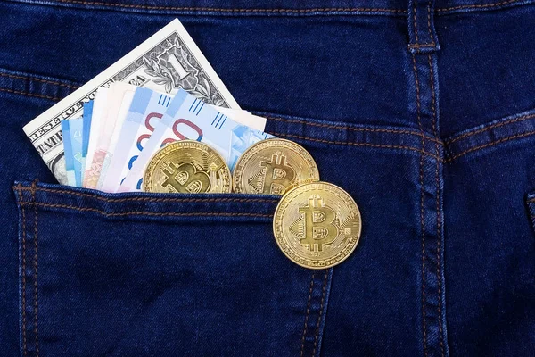 Bitcoin and the Dollar, pocket — Stock Photo, Image