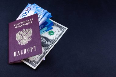 Paralı Rus pasaportu.
