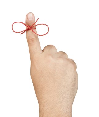 İzole hatırlatan için arkadan görünüm erkek el işaret parmağı üstüne kırmızı yay