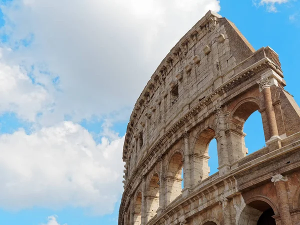 Hoogste Deel Colosseum Rome Italië Sky — Stockfoto