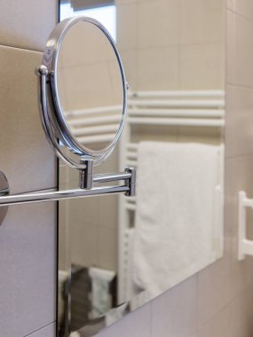Aynasızlar oval banyo iç atış