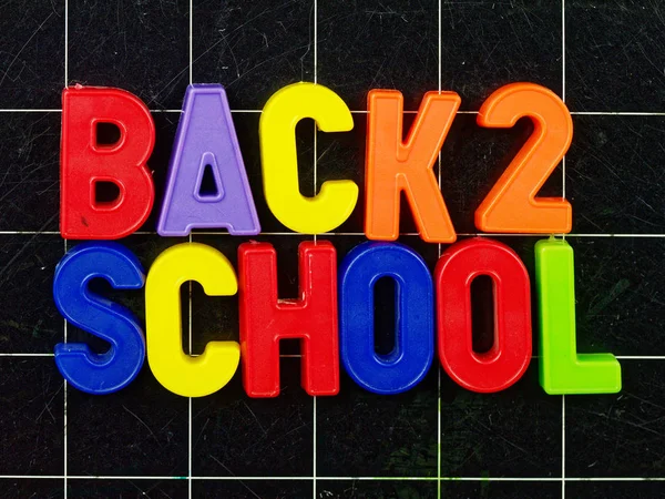 Voltar Letras Magnéticas Escola Quadro Negro — Fotografia de Stock