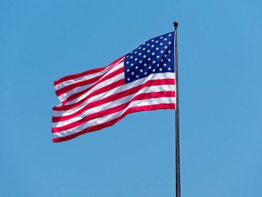 Amerika Birleşik Devletleri karşı Amerikan bayrağı gökyüzü temizleyin