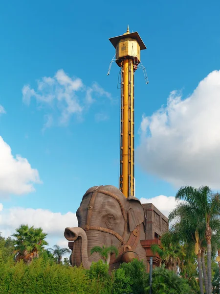 Vrije Val Toren Attractie Olifant Thema Kermis — Stockfoto