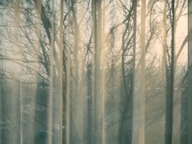 Gün batımında iç bakış açısından Perde Pencere closeup