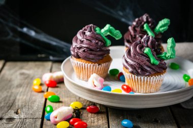 Cadılar Bayramı stil tatlılar - cupcakes