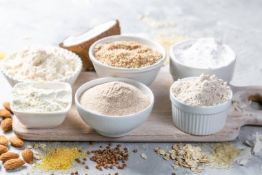 Gluten ücretsiz kavramı - alternatif un ve malzemeler