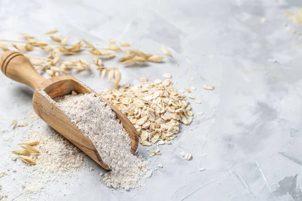 Concepto sin gluten - Harina de avena — Foto de Stock