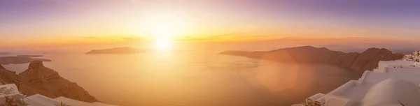 Meereslandschaft Des Sonnenuntergangs Mit Blick Auf Die Caldera Und Das — Stockfoto