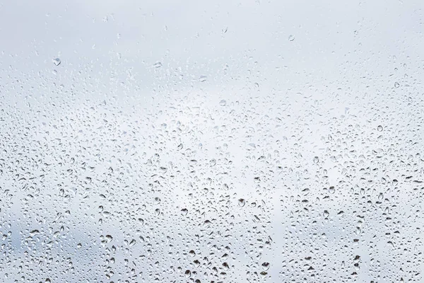 Капли Дождя Поверхности Оконных Стекол Облачным Фоном Естественный Фон Дождевых — стоковое фото