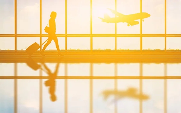 Silhouette Young Girl Luggage Walking Airport — Stock Photo, Image