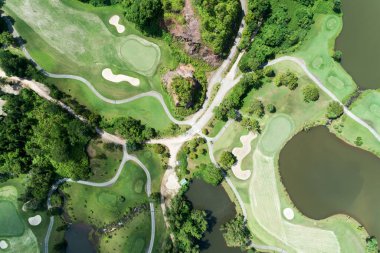 havadan görünümü dron çekim güzel golf sahası